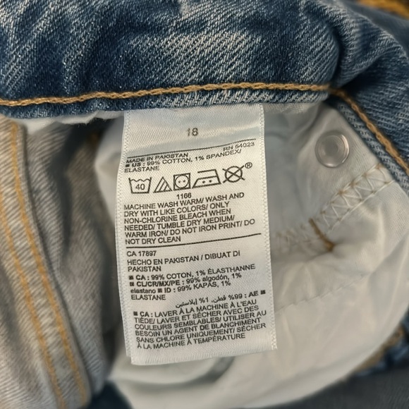 Old Navy Straight Denim - Picture 4 of 6